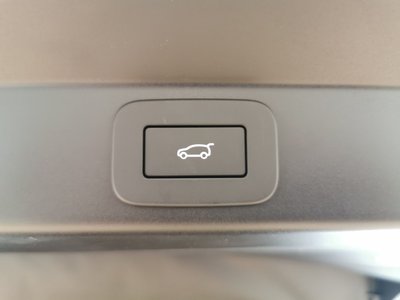 2025 LAND Rover RANGE ROVER SPORT — миниатюра 33