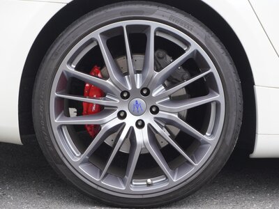 2018 Maserati QUATTROPORTE — миниатюра 20