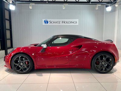 2015 ALFA Romeo 4C — фото 2