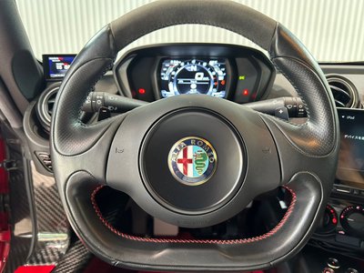 2015 ALFA Romeo 4C — фото 16