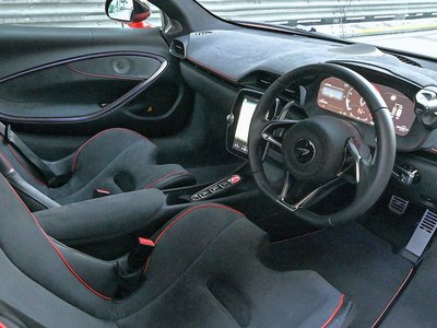 صورة 42 لـ 2023 Mclaren ARTURA