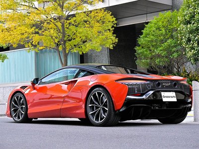 صورة 35 لـ 2023 Mclaren ARTURA