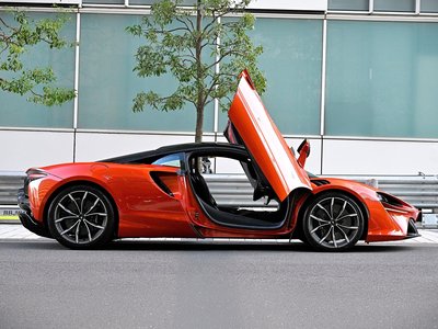 صورة 9 لـ 2023 Mclaren ARTURA