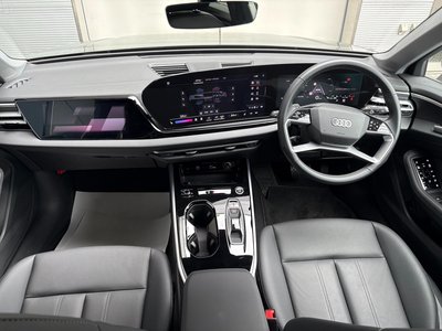 2025 AUDI A5 AVANT photo 13