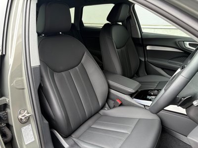 2025 AUDI A5 AVANT photo 14