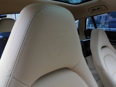 2023 Porsche PANAMERA thumbnail 24