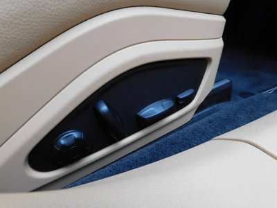 2023 Porsche PANAMERA thumbnail 27