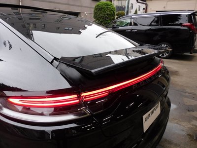 2023 Porsche PANAMERA thumbnail 35