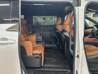 2024 Toyota VELLFIRE thumbnail 24