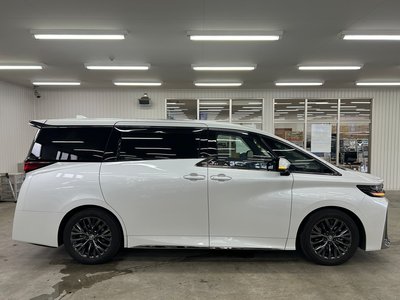 2024 Toyota VELLFIRE photo 15