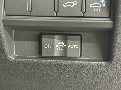 2025 Lexus GX thumbnail 34