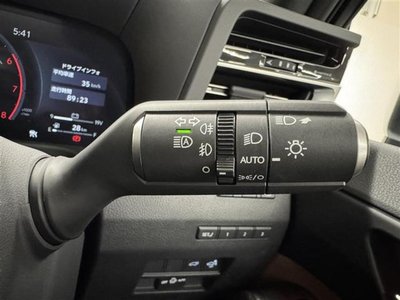 2025 Lexus GX thumbnail 28