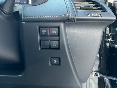 صورة 48 لـ 2025 Toyota ALPHARD
