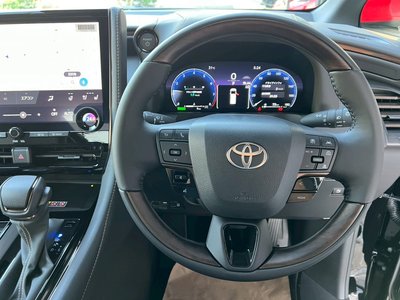 صورة 58 لـ 2025 Toyota ALPHARD