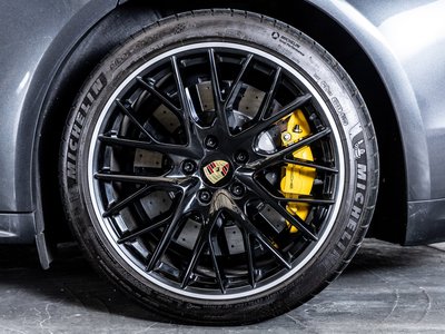 صورة 24 لـ 2018 Porsche PANAMERA