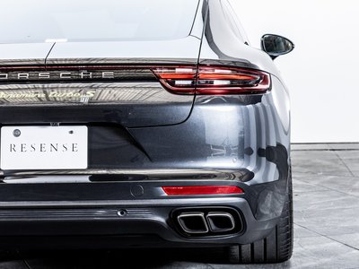 صورة 35 لـ 2018 Porsche PANAMERA