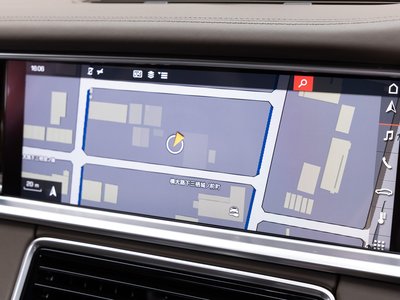 صورة 55 لـ 2018 Porsche PANAMERA