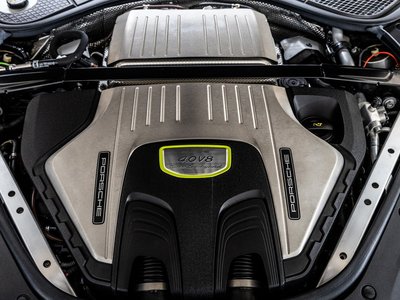 صورة 41 لـ 2018 Porsche PANAMERA