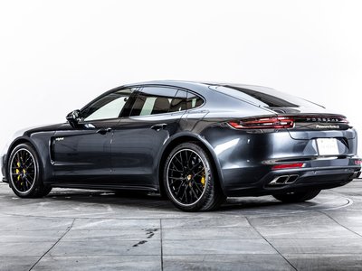 صورة 32 لـ 2018 Porsche PANAMERA
