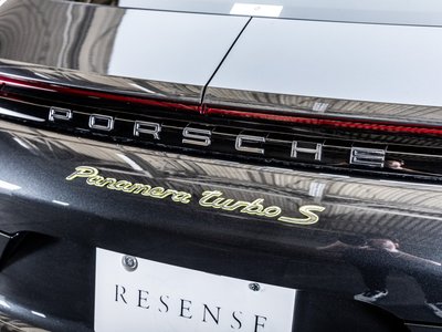 صورة 39 لـ 2018 Porsche PANAMERA