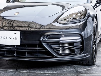 صورة 11 لـ 2018 Porsche PANAMERA