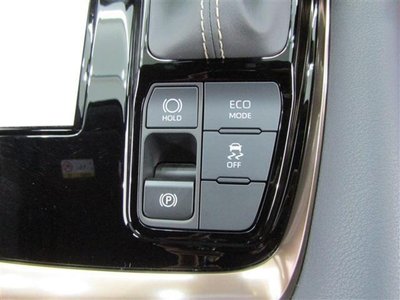 صورة 43 لـ 2026 Toyota ALPHARD