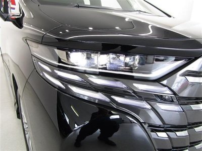 صورة 99 لـ 2026 Toyota ALPHARD