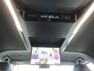 صورة 71 لـ 2026 Toyota ALPHARD