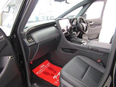 صورة 91 لـ 2026 Toyota ALPHARD