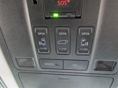 صورة 62 لـ 2026 Toyota ALPHARD
