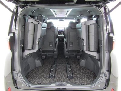 صورة 23 لـ 2026 Toyota ALPHARD