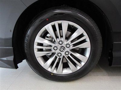 صورة 130 لـ 2026 Toyota ALPHARD