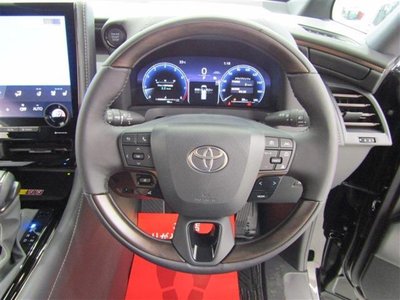 صورة 44 لـ 2026 Toyota ALPHARD