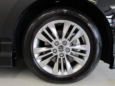 صورة 116 لـ 2026 Toyota ALPHARD