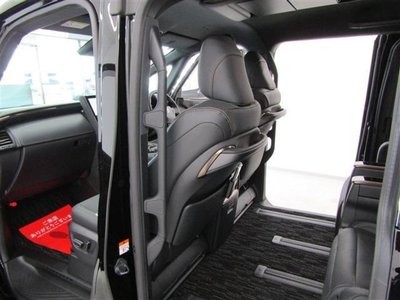 صورة 93 لـ 2026 Toyota ALPHARD