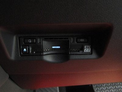 صورة 46 لـ 2026 Toyota ALPHARD