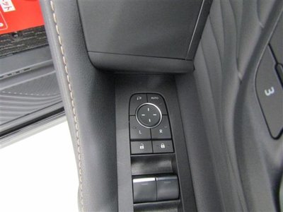 صورة 60 لـ 2026 Toyota ALPHARD