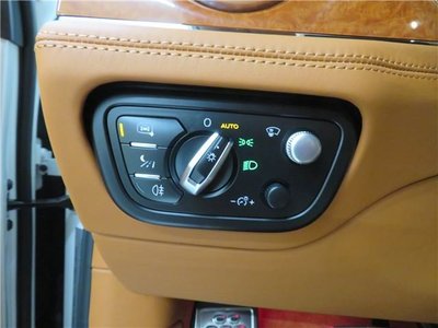 2019 Bentley BENTAYGA — миниатюра 43