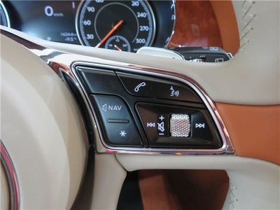 2019 Bentley BENTAYGA — миниатюра 38