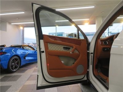 2019 Bentley BENTAYGA — миниатюра 21