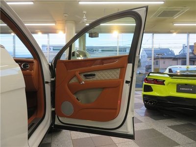 2019 Bentley BENTAYGA — миниатюра 27