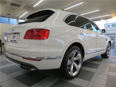 2019 Bentley BENTAYGA — миниатюра 17