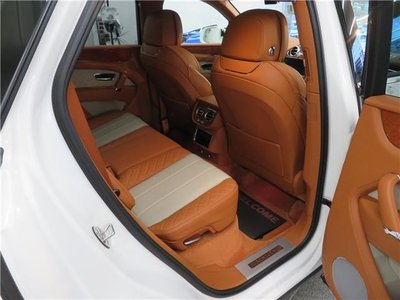2019 Bentley BENTAYGA — миниатюра 28