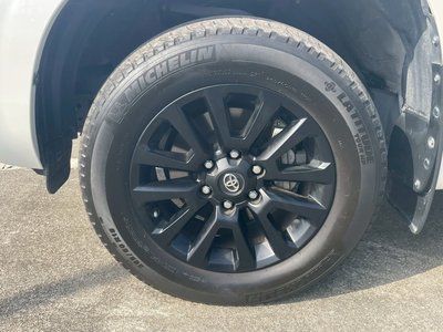 صورة 14 لـ 2023 Toyota LAND CRUISER PRADO