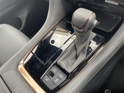 2025 Toyota ALPHARD — фото 38