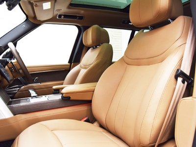 2025 LAND Rover RANGE ROVER photo 9