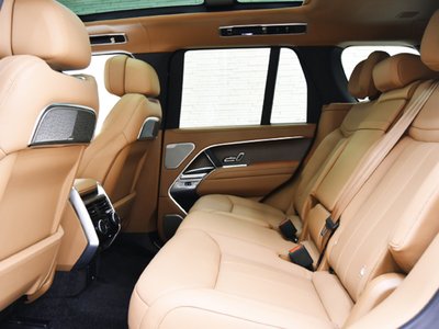 2025 LAND Rover RANGE ROVER thumbnail 26