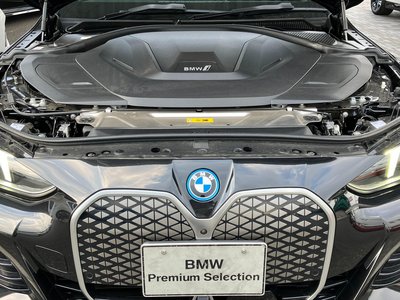 2025 BMW I4 — фото 11