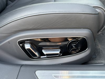 2025 AUDI A8 thumbnail 18