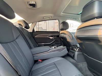 2025 AUDI A8 thumbnail 38
